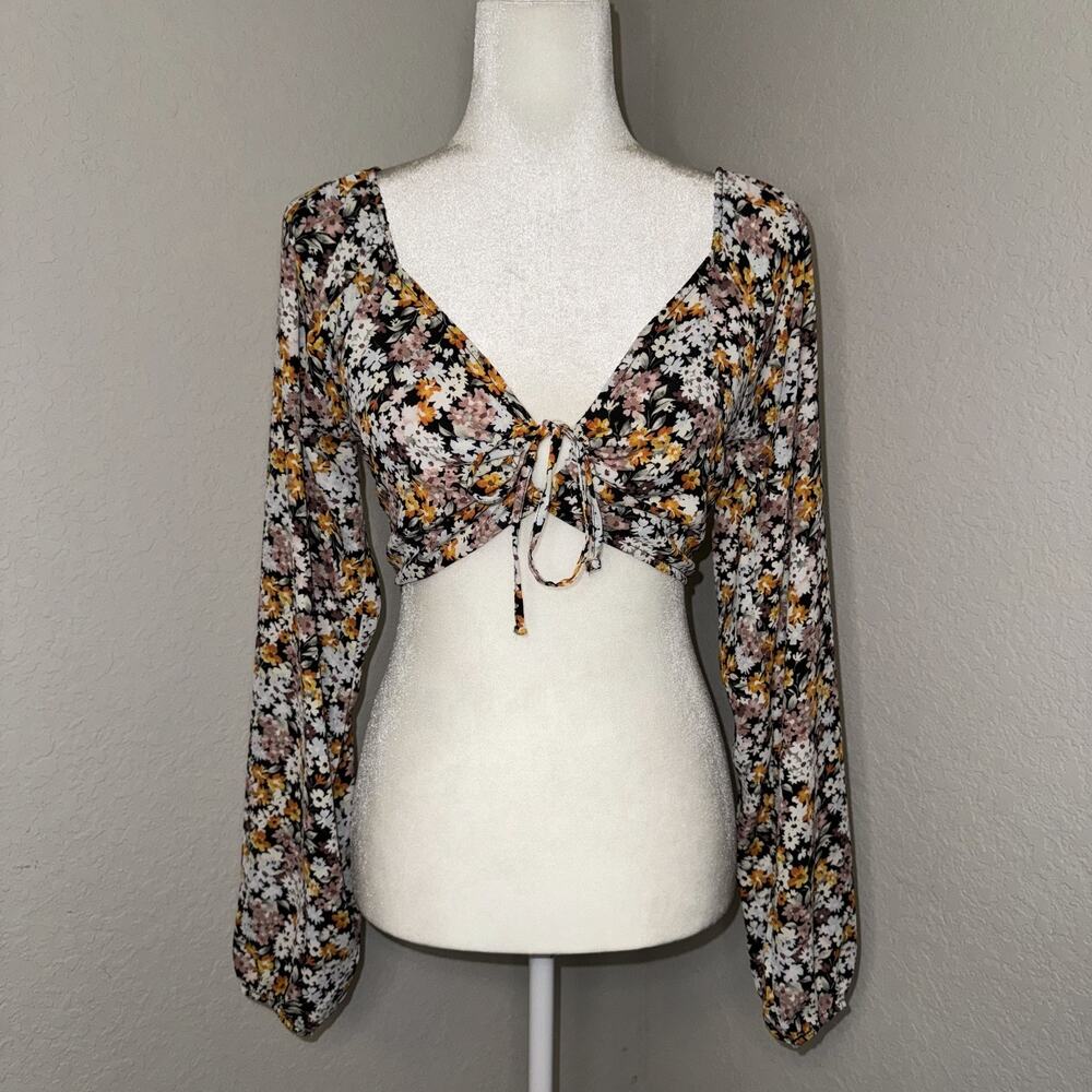Rue21 Crop Top‎ Women's Medium Multi Floral Smocked Back Long Sleeve Tie Front